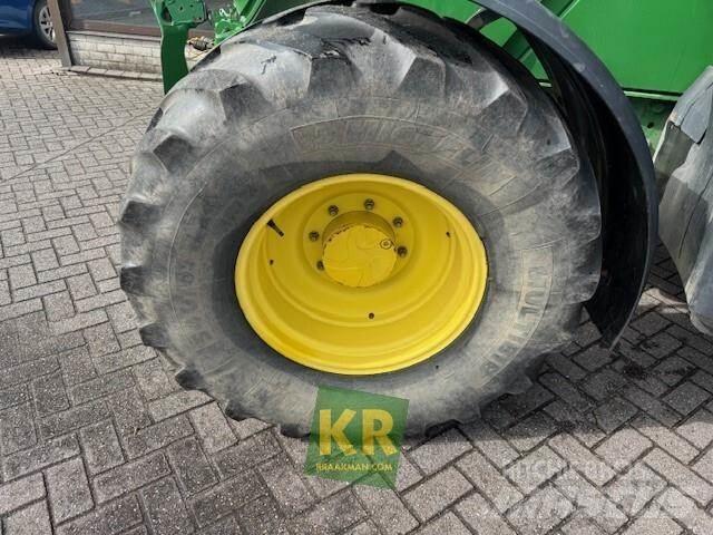 John Deere 6125R Tractors