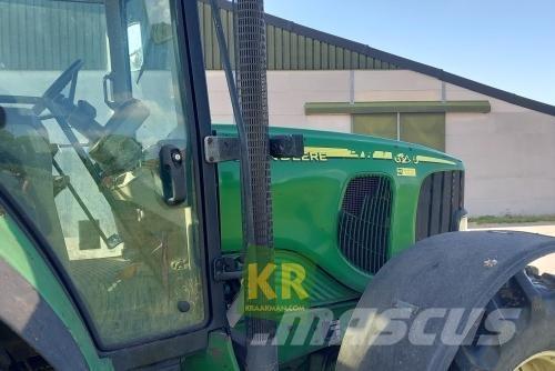 John Deere 6220 Tractors