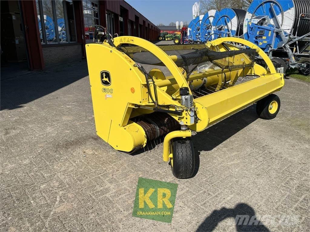 John Deere 630C Harvester Headers