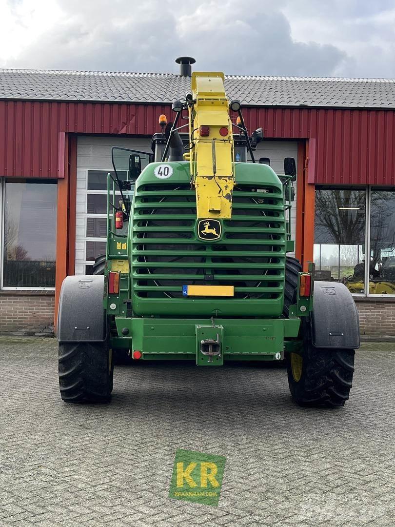 John Deere 7380 Forage Harvester