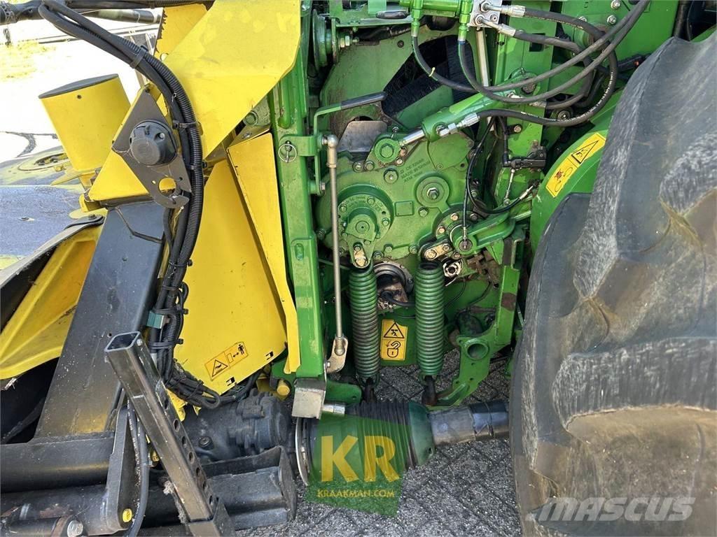 John Deere 8500 Forage Harvester