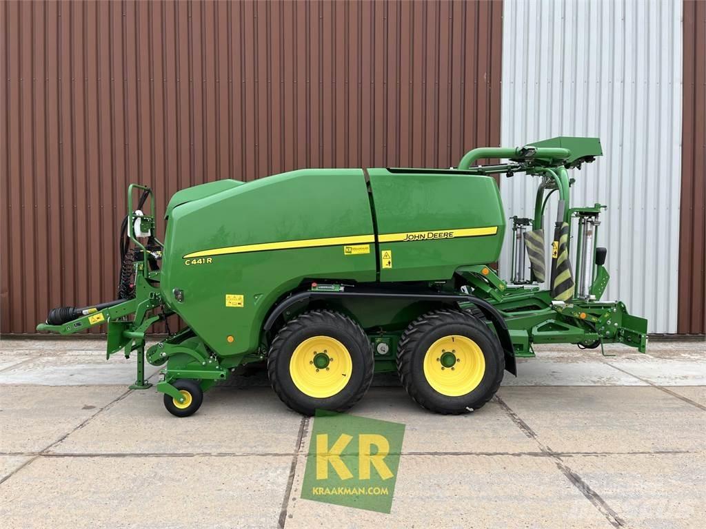 John Deere C441R Round Balers