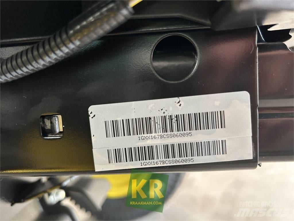 John Deere X167 Riding mowers
