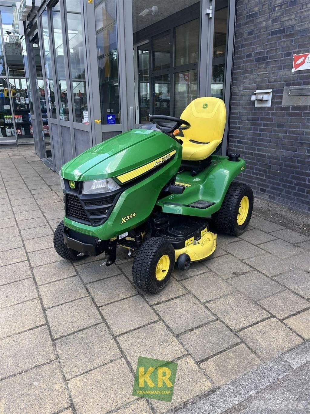 John Deere X354 Riding mowers