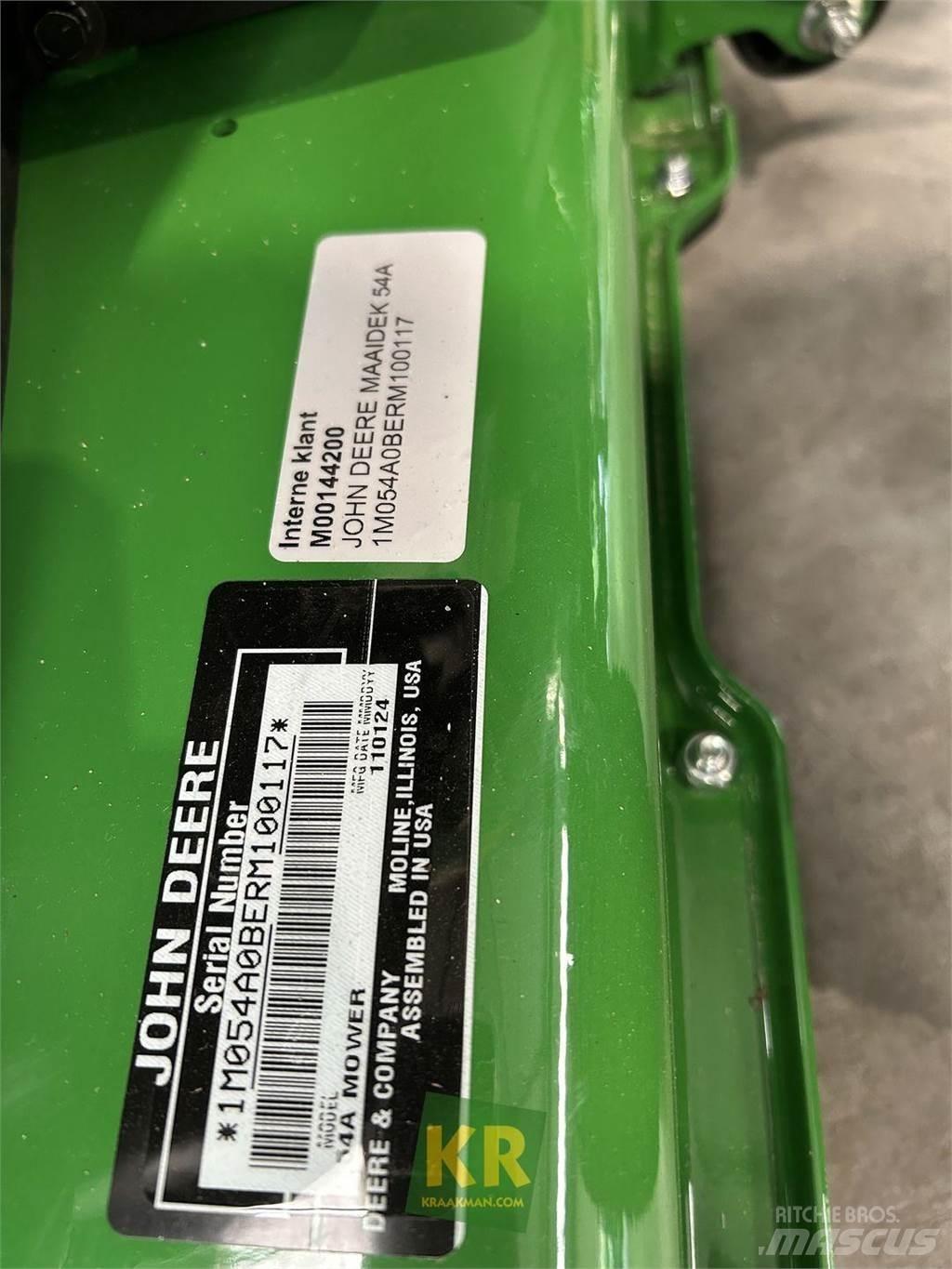 John Deere X380 Riding mowers