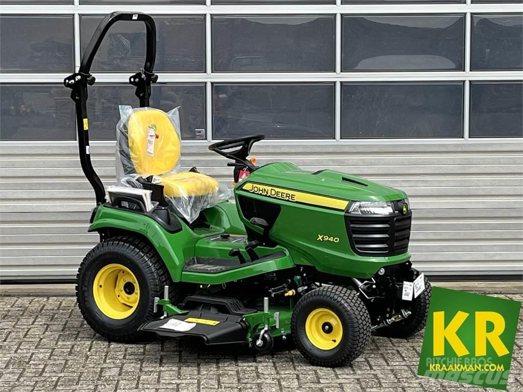 John Deere X940 Riding mowers
