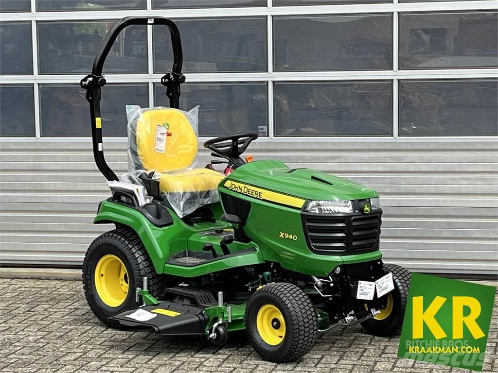 John Deere X940 Riding mowers