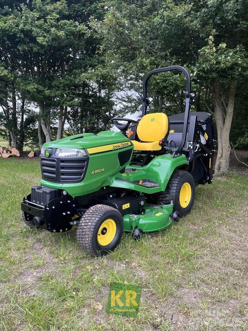 John Deere X950R Riding mowers