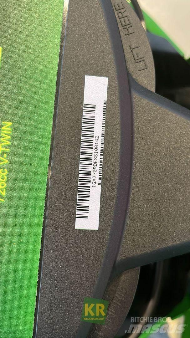 John Deere Z320R Farm Equipment - Others