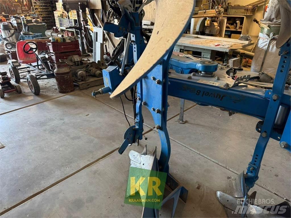 Lemken Juwel 8 Plows