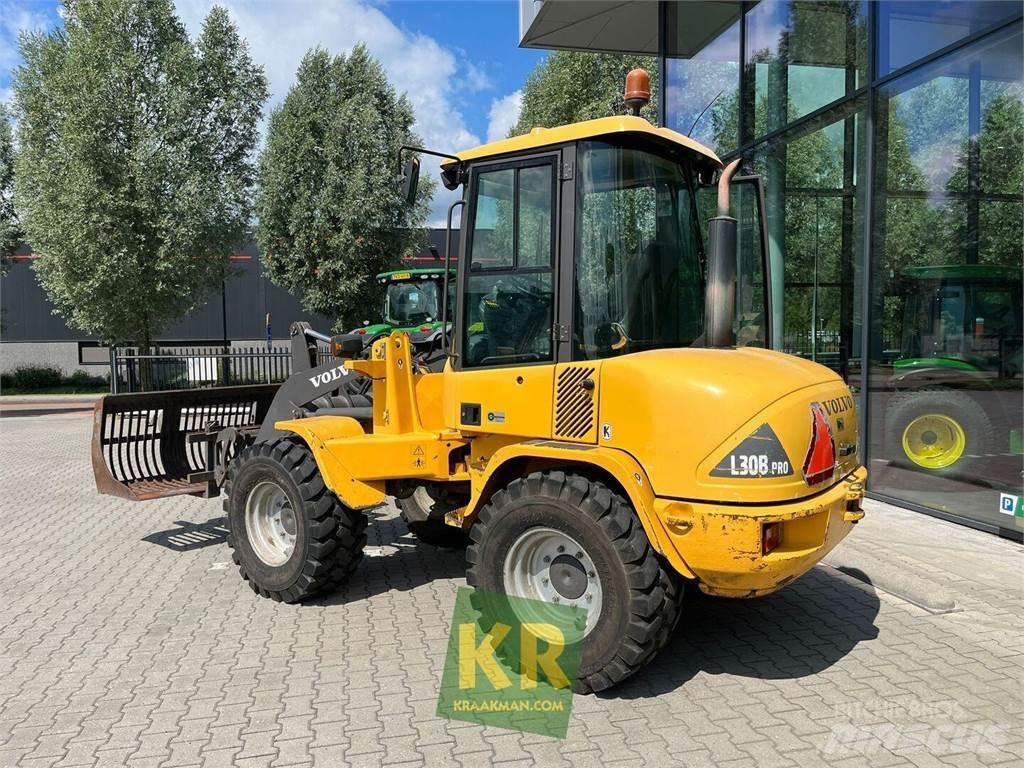 Volvo L30B Wheel Loaders