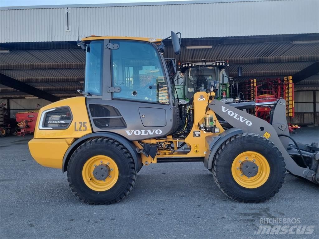 Volvo JL25H Mini Loader