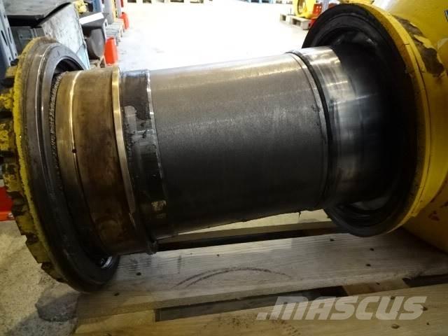 Volvo A40D Drag Chassis and suspension