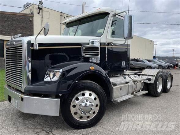 Freightliner 122SD Conventional Trucks / Tractor Trucks