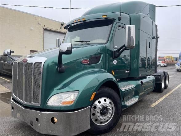 Peterbilt 579 Conventional Trucks / Tractor Trucks