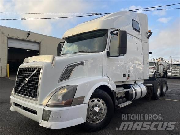 Volvo VNL64T670 Conventional Trucks / Tractor Trucks