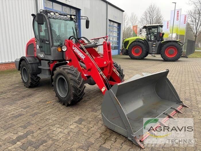  825 Wheel Loaders