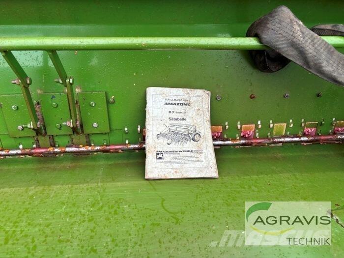 Amazone D7-30 SPECIAL Farm Drills