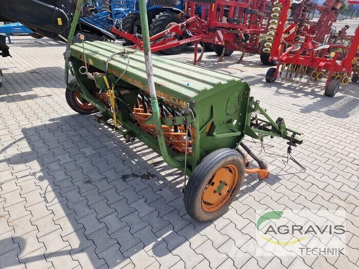 Amazone D8-30 SPECIAL Farm Drills