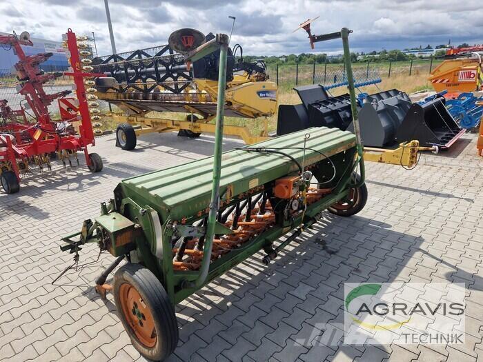 Amazone D8-30 SPECIAL Farm Drills