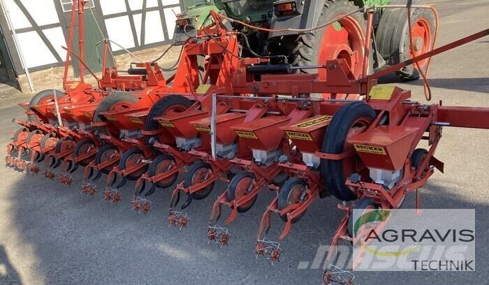 Becker CENTRA SUPER Farm Drills