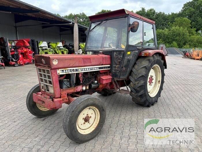 Case IH 844 S Tractors