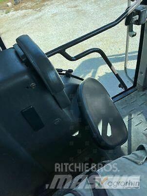 CLAAS ARES 557 ATZ Tractors