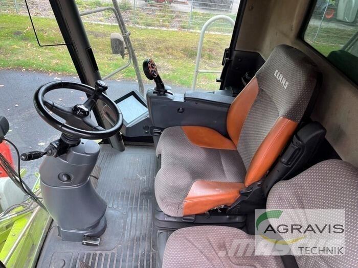 CLAAS LEXION 530 Combine Harvesters