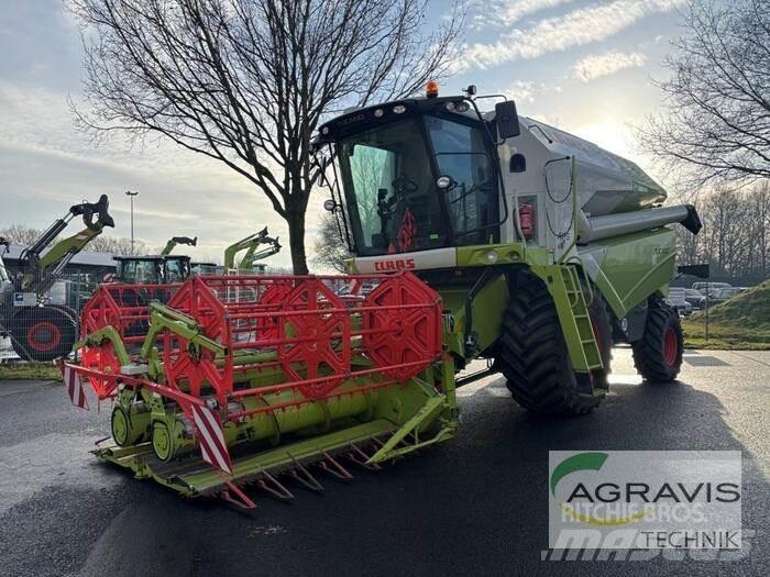 CLAAS TUCANO 420 Combine Harvesters