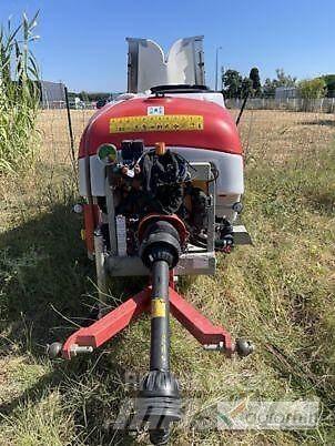  DIA POLY 7V 1000 Trailed sprayers