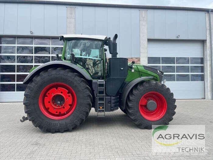 Fendt 1050 VARIO GEN-3 Tractors