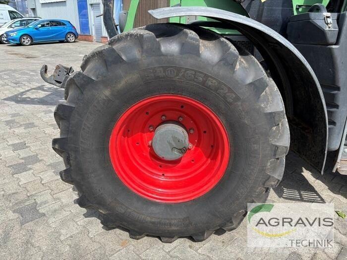 Fendt 411 VARIO Tractors