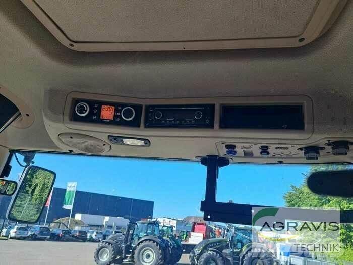 Fendt 724 VARIO S4 Tractors