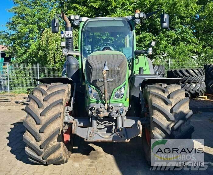 Fendt 724 VARIO S4 Tractors