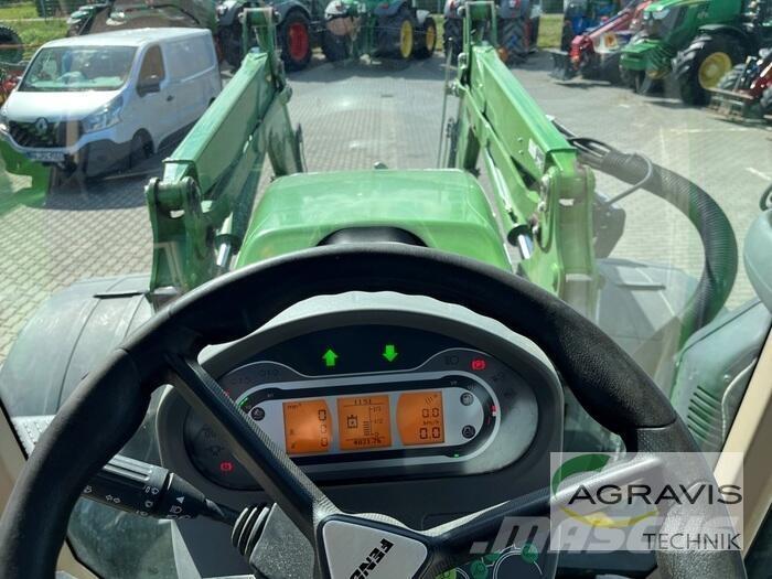 Fendt 724 VARIO S4 Tractors