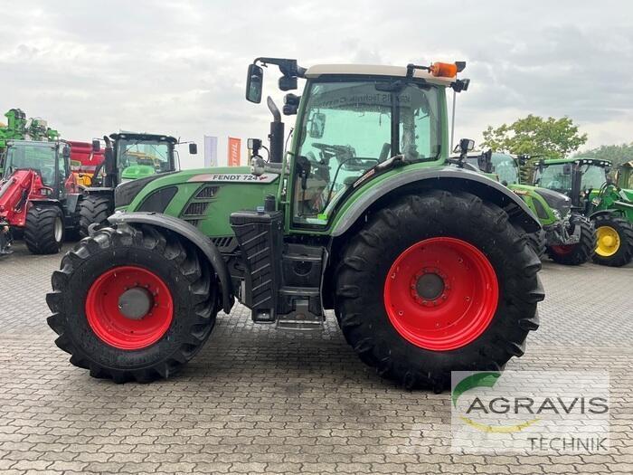 Fendt 724 VARIO SCR Tractors