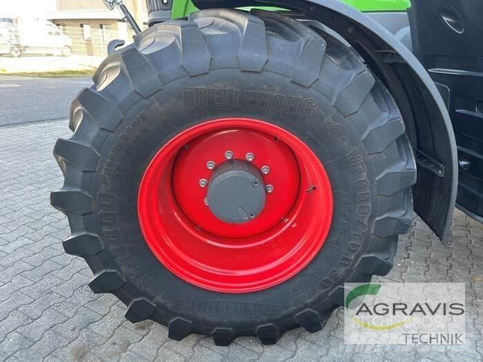 Fendt 726 VARIO GEN-7 Tractors