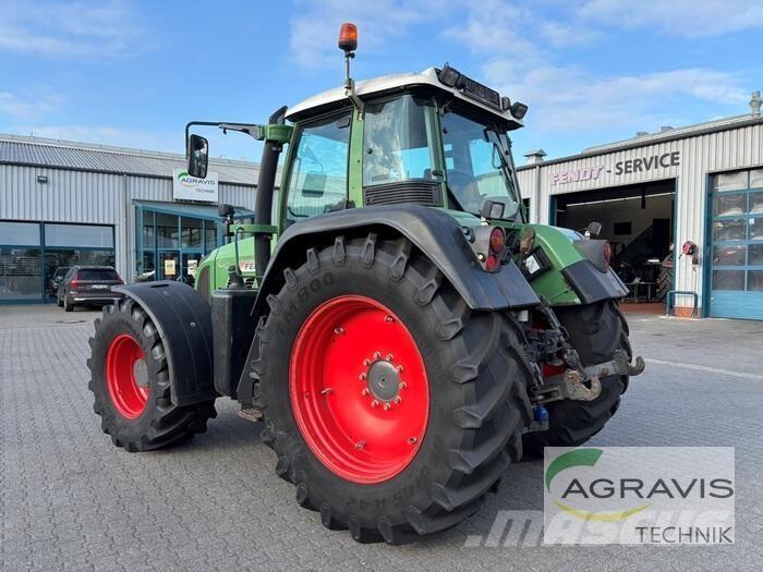 Fendt 820 VARIO Tractors