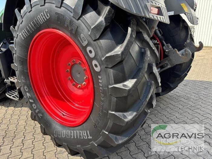 Fendt 828 VARIO S4 Tractors