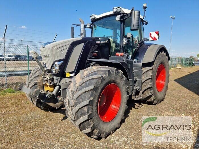 Fendt 828 VARIO S4 Tractors