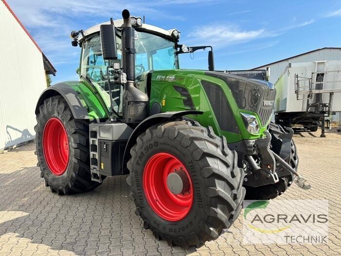 Fendt 828 VARIO S4 Tractors