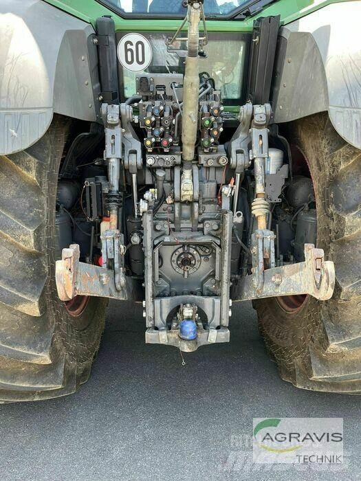 Fendt 933 VARIO SCR Tractors