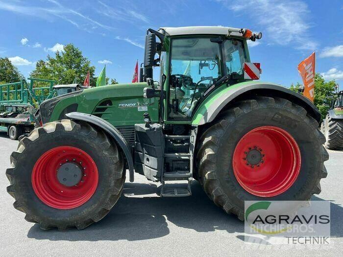 Fendt 933 VARIO SCR Tractors