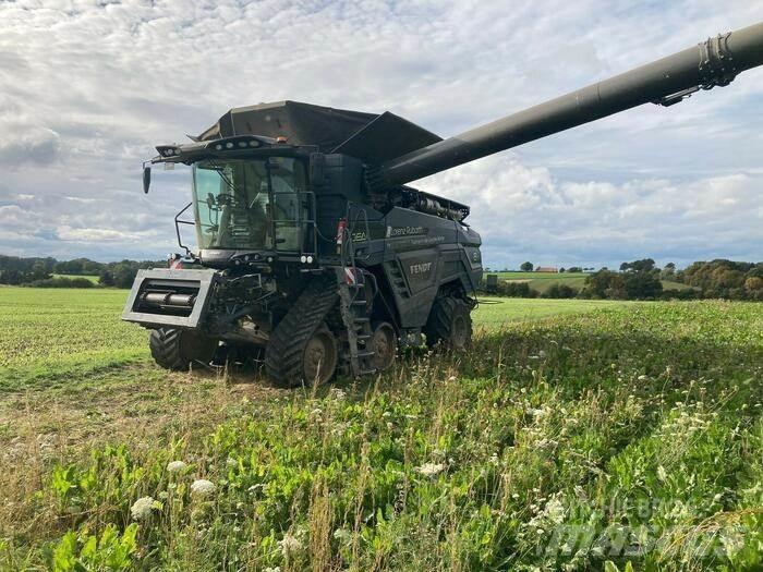 Fendt IDEAL 8 T Combine Harvesters