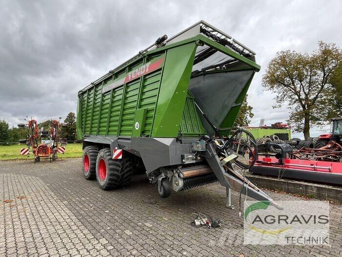 Fendt TIGO 70 PR Speciality Trailers