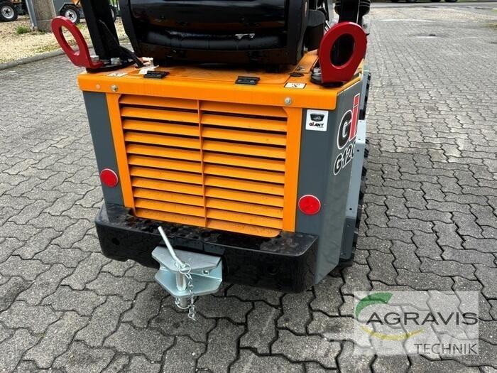 GiANT G1200 Wheel Loaders