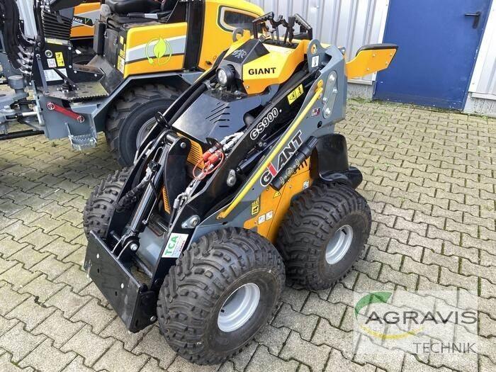 GiANT GS900 Wheel Loaders