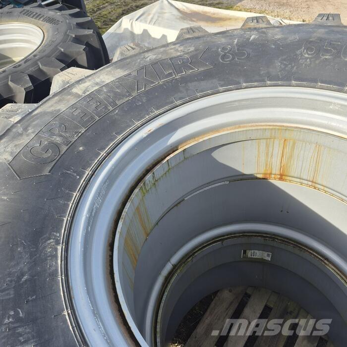 Green XLR85 650/85 R38 Other tractor accessories