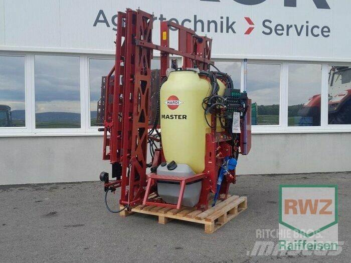 Hardi Master Trailed sprayers