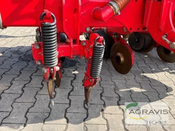 Horsch MAESTRO 8 RC Farm Drills